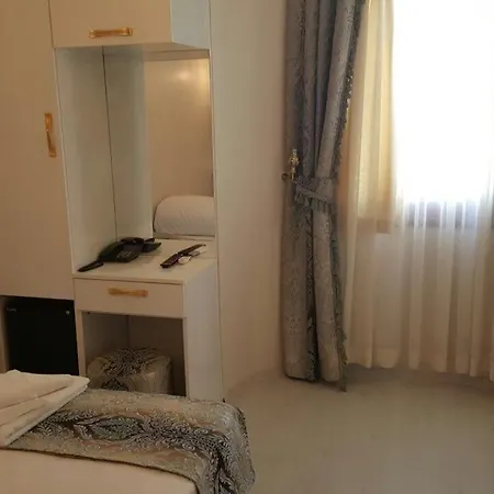 Hotel Orbay *